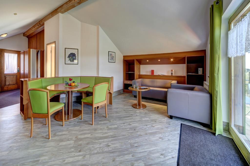 Village Hotel Bayerischer Wald Neukirchen (Lower Bavaria) Quarto foto