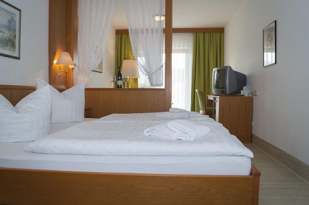 Village Hotel Bayerischer Wald Neukirchen (Lower Bavaria) Exterior foto